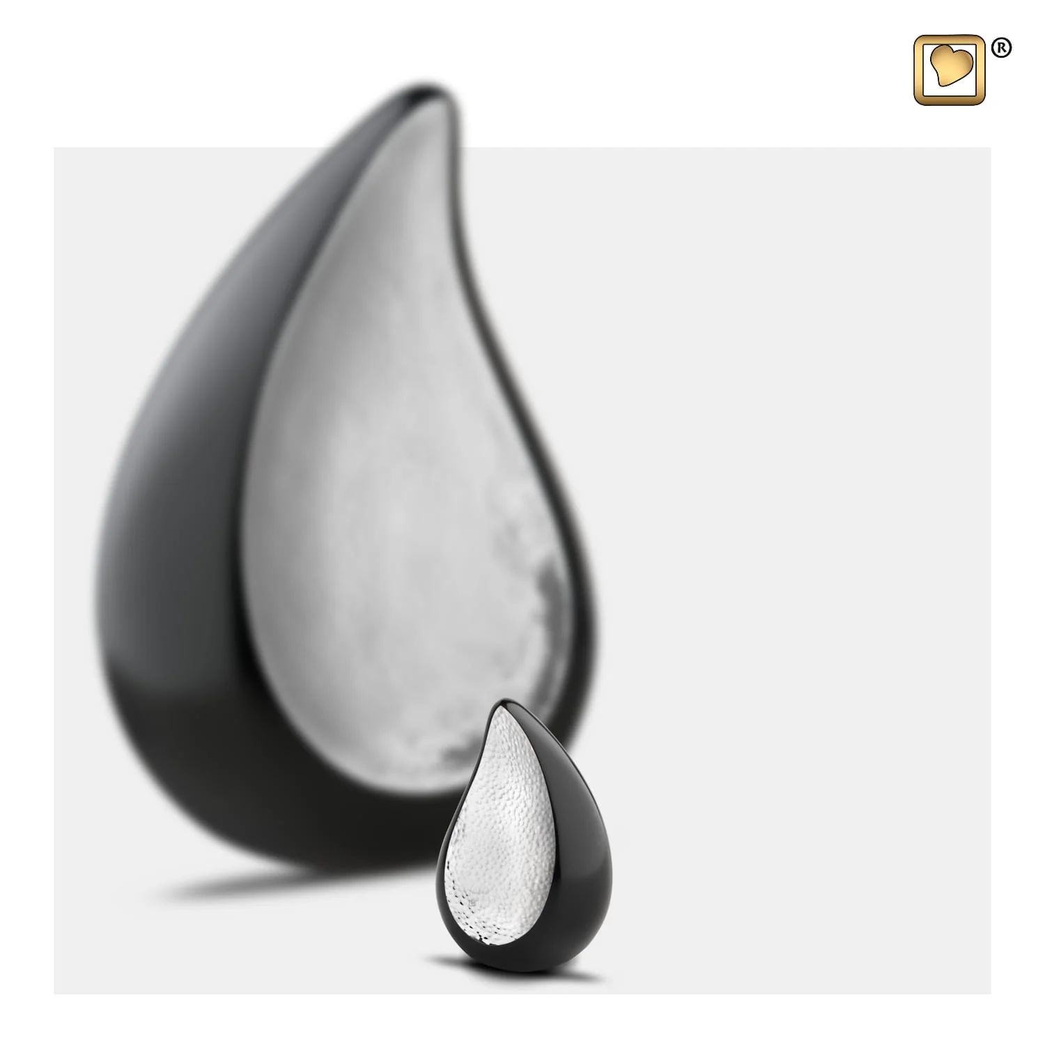 Mini Teardrop Urn Traan Zwart - €81,50