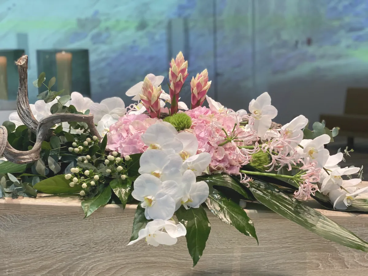 Bloemen-op-kist-uitvaart-zoetermeer