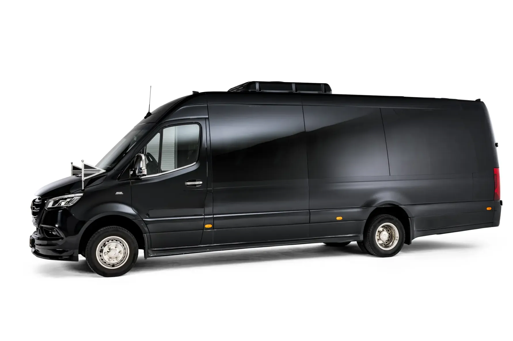 Mercedes Uitvaartbus Gesloten