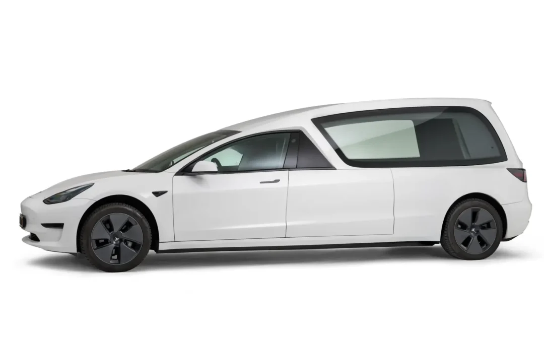 Tesla rouwauto 3 (wit)